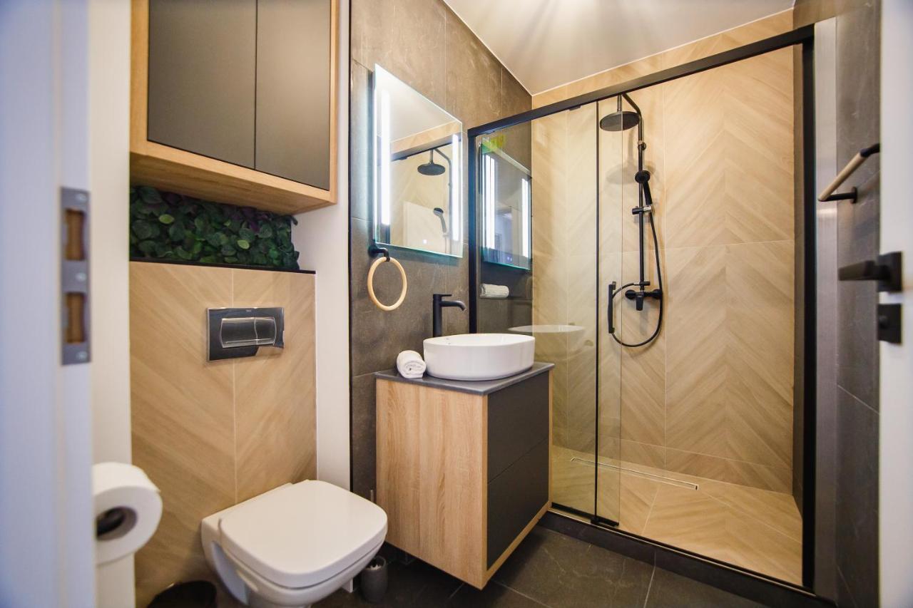 Duo Vibe Apartment Oradea Bagian luar foto